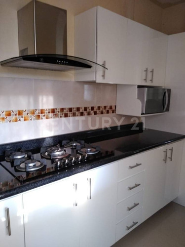 Casa En Venta En Lomas De Banthi, San Juan Del Río, Queretaro.