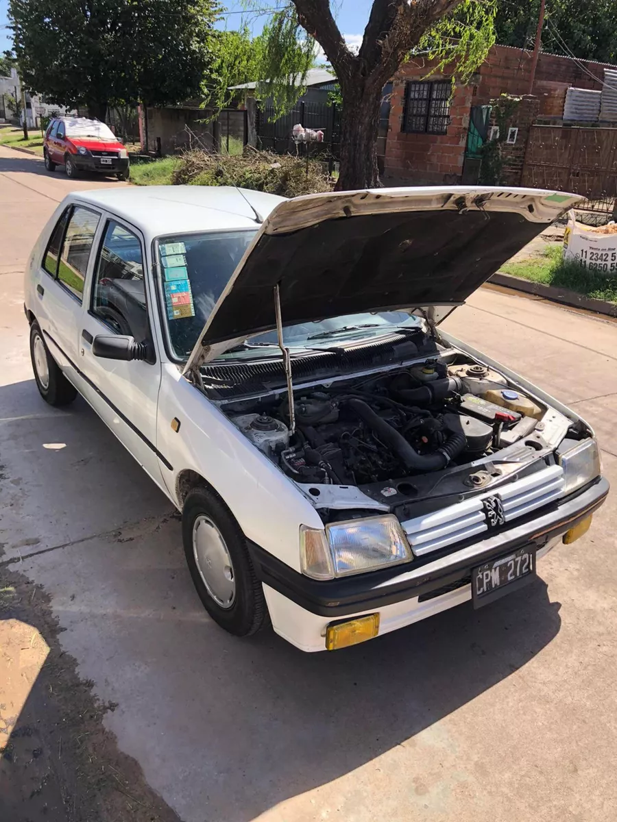 Peugeot 205 1.8 Gld Junior