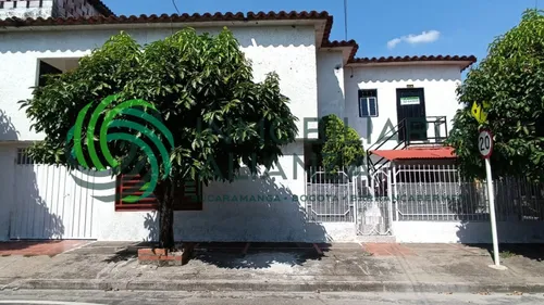 Apartamento En Arriendo En Pueblo Nuevo. Cod A16394