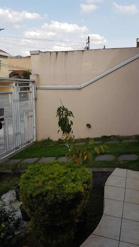 Casa Com 3 Quartos , 3 Banheiros , Duas Vagas De Garagem