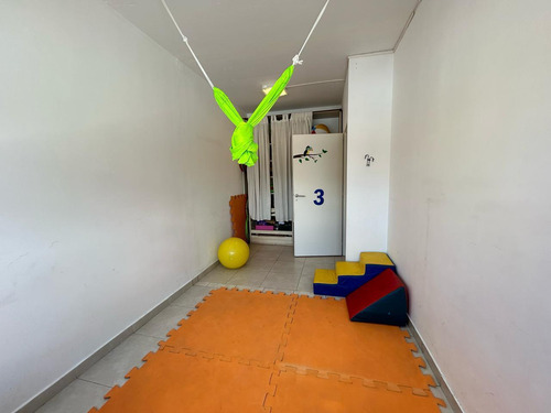Oficina En Venta Con Renta - Edificio Polo I