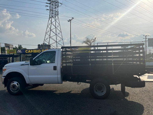 Imagen 8 de 18 de Ford F-350
