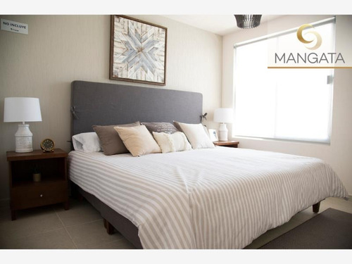 Casa Sola En Venta Mangata