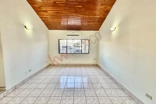 Renta Casa En Excelente Ubicación Jardines Del Lago, $ 14,500.00 Pesos Mensuales