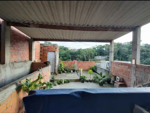 Casa Com Ponto Comercial