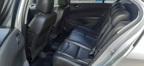 Peugeot 408 2.0 Allure Plus Nav 143cv