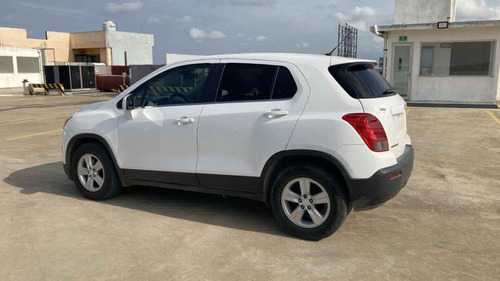 Imagen 3 de 15 de Chevrolet Trax 2015 5p Lt L4/1.8 Aut