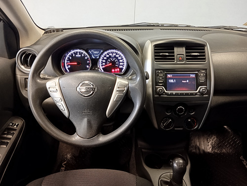 Nissan Versa 1.6 Advance Mt