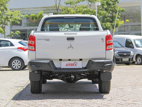 Mitsubishi L200 Triton 2.4 16v Turbo Diesel Sport Gl Cd 4p