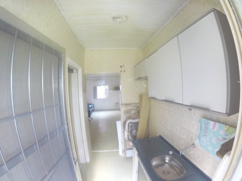 Imagem 4 de 12 de Kitnet No Primeiro Andar Com 1 Dormitório Para Alugar Pacote , 30 M² Por R$ 800/mês - Canto Do Forte - Praia Grande/sp - Kn0100
