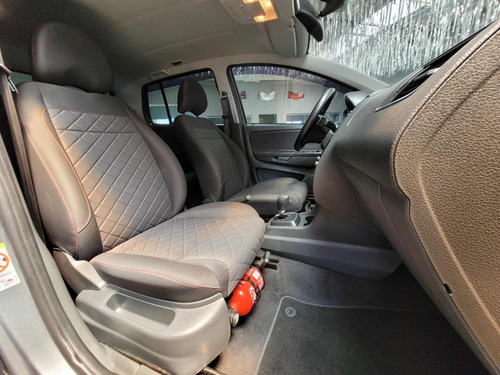 Volkswagen Fox 1.6 16v Msi Highline Total Flex I-motion 5p