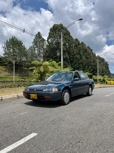 Honda Accord 2.2 Ex 4 p