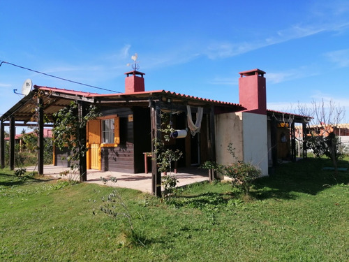 Imagen 11 de 18 de Cabaña Dos Dormitorios, Dos Baños, 600 Mts Terreno Esquinero A Una Cuadra De La Playa.
