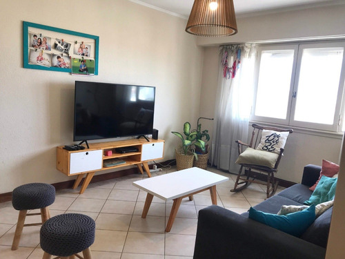 Imagen 3 de 26 de Departamento De 4 Ambientes - A La Calle - 20 De Septiembre 2300