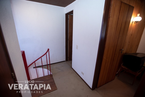Imagen 7 de 13 de Ed. Santa Paula 1º A, Duplex 4 Amb. Con Cochera, Pileta.
