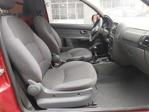 Imagen 12 de 13 de Dodge Ram 700 Cab. Reg