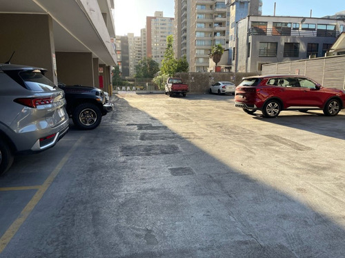 Amplio, Moderno Y Bien Ubicado 3d 2b 1est Casi Nuevo