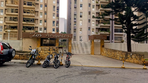 Se Vende Bello Apartamento En El Cigarral Mls 25-17351