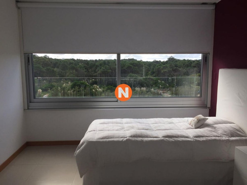 Imagen 14 de 25 de Amplio Apartamento En La Brava En Venta - Punta Del Este Brava