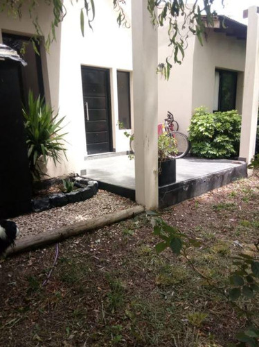 Quinta En Venta - 2 Dormitorios 1 Baño - 1,000 Mts2 - Barrio El Rodeo