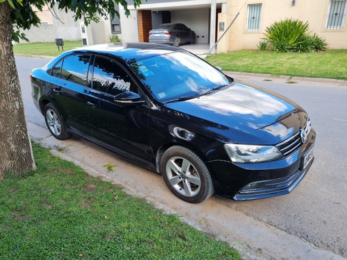 Volkswagen Vento 2.5 Advance Plus 170cv 2015