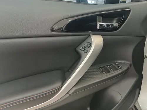Mitsubishi Eclipse Cross 2.0l At 4x2