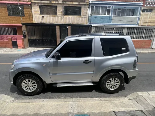 Mitsubishi Montero 3.5 Hard Top