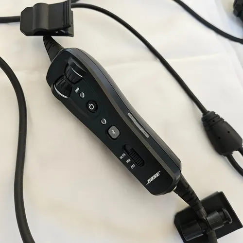Headset Bose A20 Dual Plug Com Bluetooth | MercadoLivre