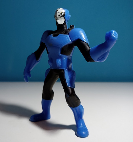 Muñeco Tactilien Rook (ben 10 Omniverse) (Usado)