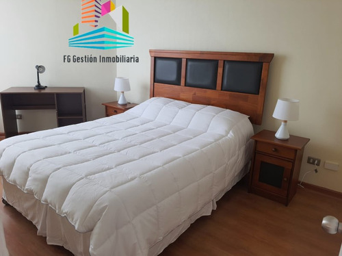Se Arrienda Departamento Amoblado Central