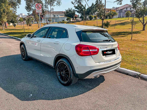Imagem 2 de 7 de Mercedes Benz Gla 200 Advance Turbo Flex