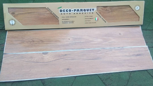 Deco Parquet Auto Adhesivo.