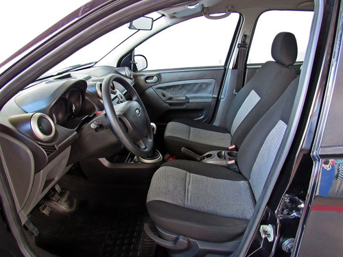 Ford Fiesta 1.6 ROCAM SEDAN 8V FLEX 4P MANUAL