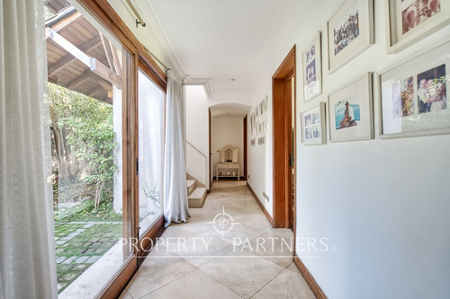 Gran Casa Ubicada En El Plano De Santa María De Ma...