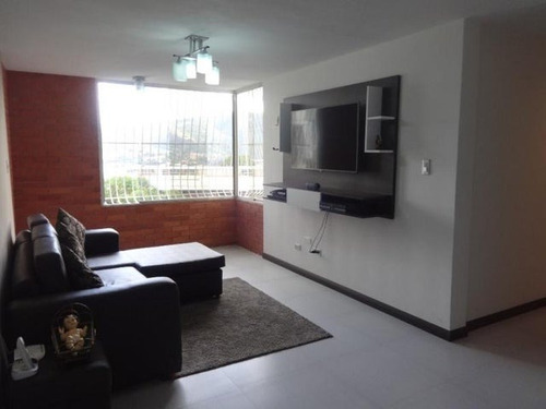 Jg Cod Flex 23-18353 Se Vende Bello Y Actualizado Apartamento En Los Samanes Negociable