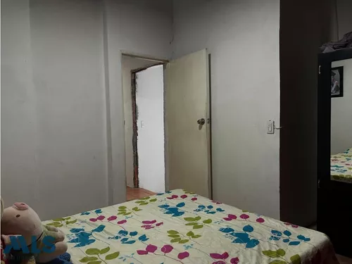 Casa 3 Niveles Con Opotunidad De Ampliación(mls#248282)