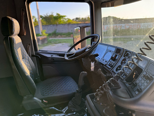 Scania 6x4 420 - Quilometragem Baixa