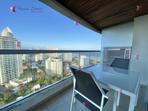Imagen 16 de 24 de Venta De Apartamento De 2 Dormitorios En Brava En Edificio Icon Brava Punta Del Este