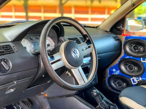 Imagem 10 de 12 de Volkswagen Saveiro 1.6