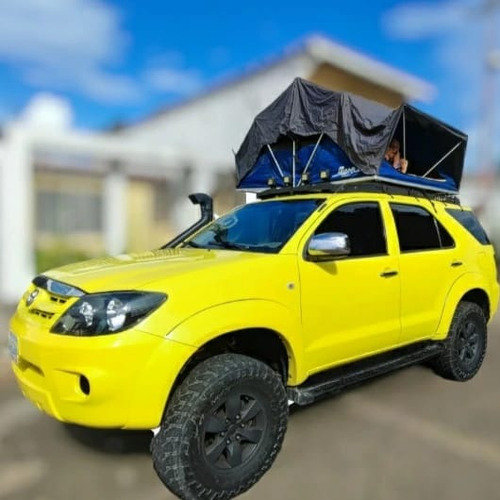 Imagen 5 de 16 de Toyota Fortuner 4x4
