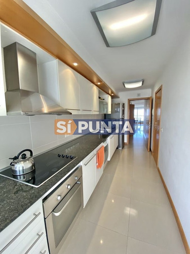 Imagen 21 de 30 de Venta De Apartamento De 3 Dormitorios En Torre Marigot Punta Del Este