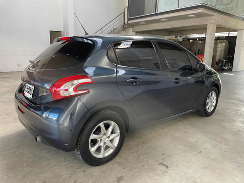 Peugeot 208 1.5 Allure 2013