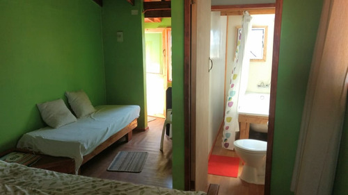Casa De 3 Pisos Con Vista Al Mar En Frente A Pichidangui