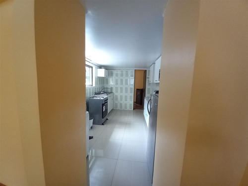 Casa En Venta De 7 Dorm. En Concepción