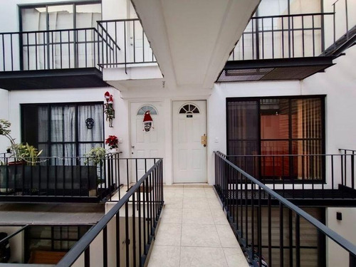 Departamento En Violeta, Manzana 28 9 Int 21 Guerrero Cuauhtémoc Cdmx, Rf3-adjb