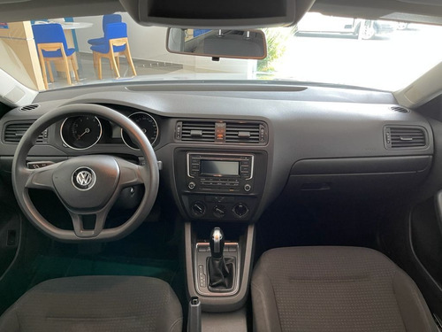 Imagen 11 de 14 de Volkswagen Jetta 2018 2.0 Tiptronic At