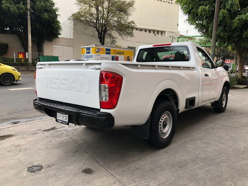 Imagen 6 de 13 de Nissan Np 300 Pick Up 2016