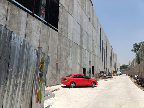 Ya No Vayas Hasta Cuatitlan, Bodegas En Calz. Vallejo Nuevas, Esquina Autopista Naucalpan Ecatepec