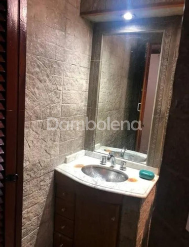 Imagen 7 de 10 de Departamento Ph En Venta O Permuta Ubicado En Caseros, Tres De Febrero, G.b.a. Zona Oeste