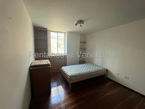 Estupendo Y Amplio Apartamento En Alquiler Con Inmejorable Ubicación Escampadero